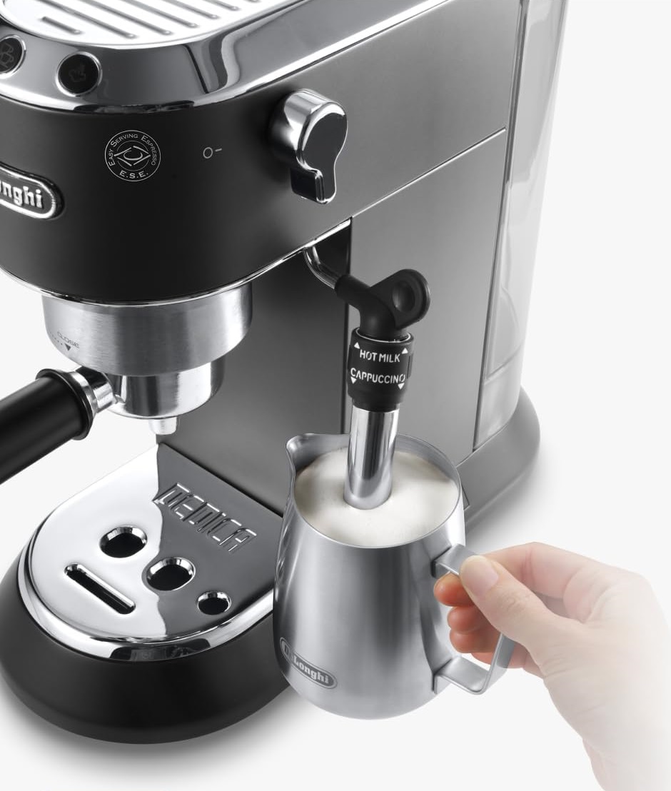 De'Longhi Dedica - Cafetera de Bomba de Acero Inoxidable para Café Molido o Monodosis modelo carrusel espuma maquinacafeteraespresso.com